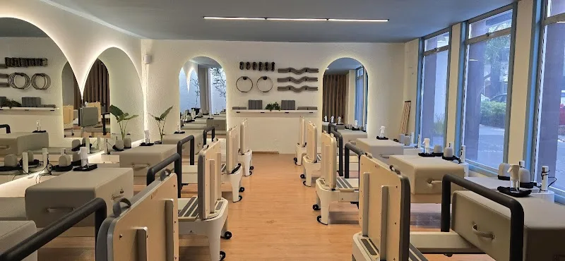 Nua Reformer Studio
