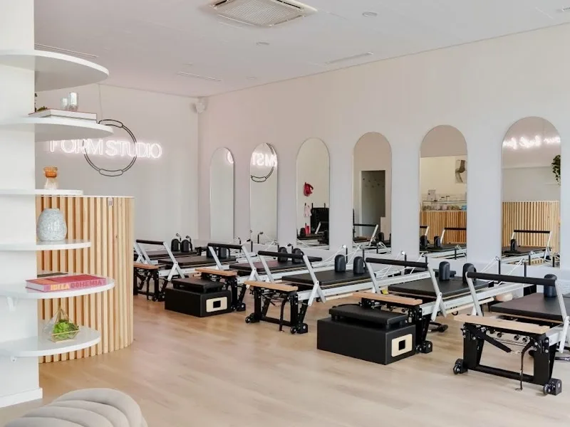 Form Studio Eaux-Vives Reformer Pilates